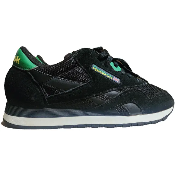 Reebok classic sneakers size 9