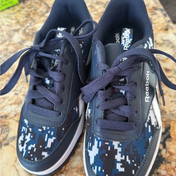 Reebok Kids Sneakers - Black and White