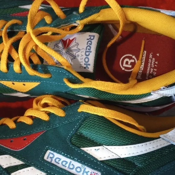Reebok Men's Green and Yellow Sneakers