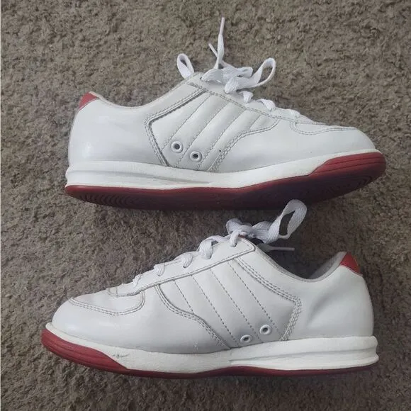Reebok S. Carter Girls Vintage Sneakers Size 2.5 White/Red PRE-OWNED