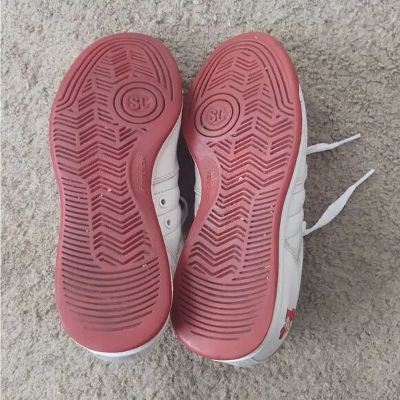 Reebok S. Carter Girls Vintage Sneakers Size 2.5 White/Red PRE-OWNED