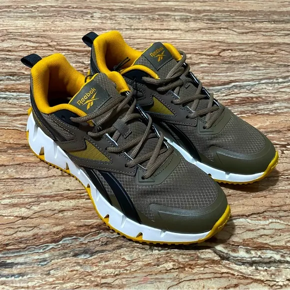 Reebok Sneakers Zig Dynamica 4 Men’s Size 7 Green Gold Running Shoes