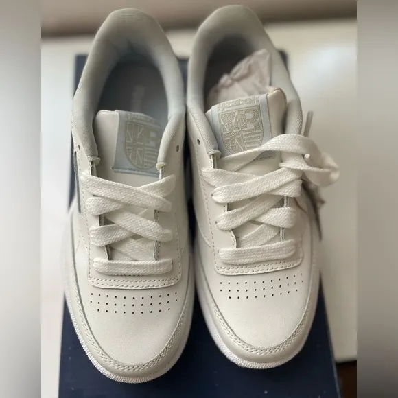 Reebok Unisex Club C Sneakers Size 2