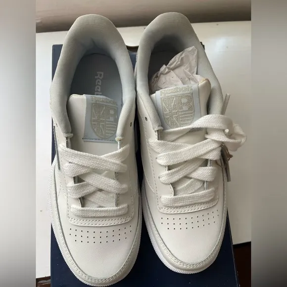 Reebok Unisex Club C Sneakers Size 2