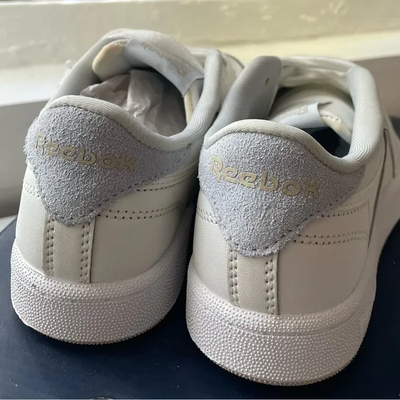 Reebok Unisex Club C Sneakers Size 2