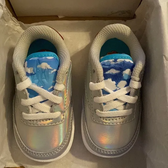 Reebok Wonder Woman WW84 Sneakers