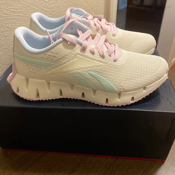 Reebok ZIG DYNAMICA 2.0 sz 4 GIRLS