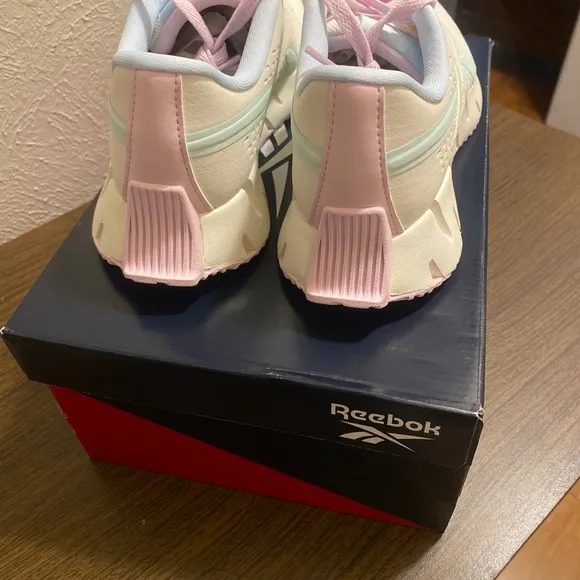 Reebok ZIG DYNAMICA 2.0 sz 4 GIRLS