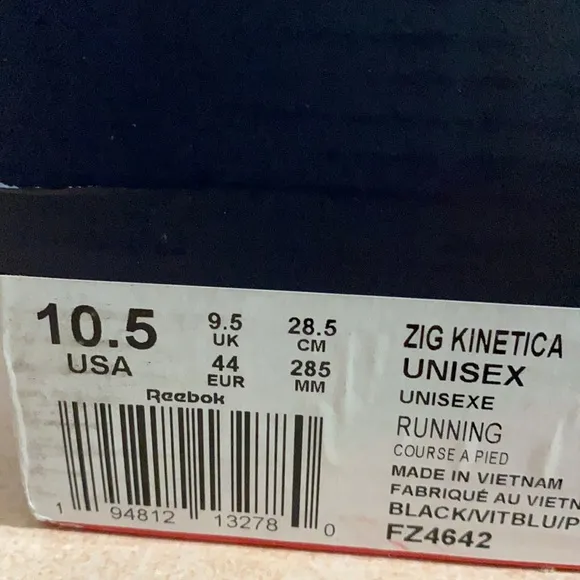 REEBOK ZIG KINETICA UNISEX RUNNING BLACK/BLUE SZ 10 1/2