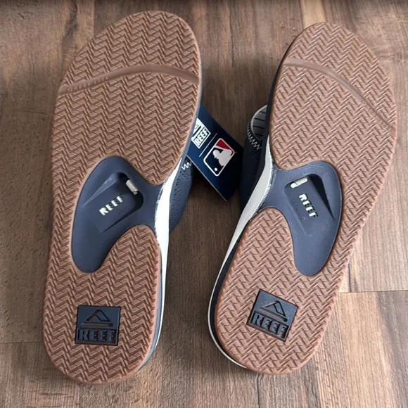 Reef Fanning x MLB New York Yankees sandals
