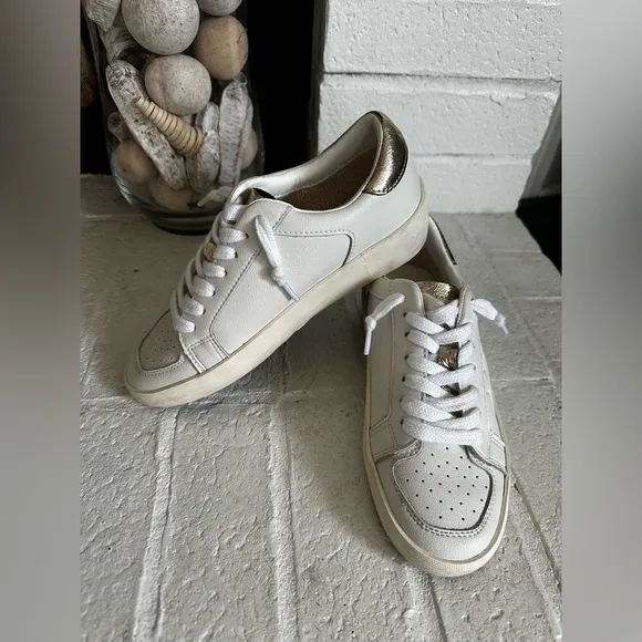 REFLEX WHITE GOLD Women's Sneakers by VintageHavana Size 6