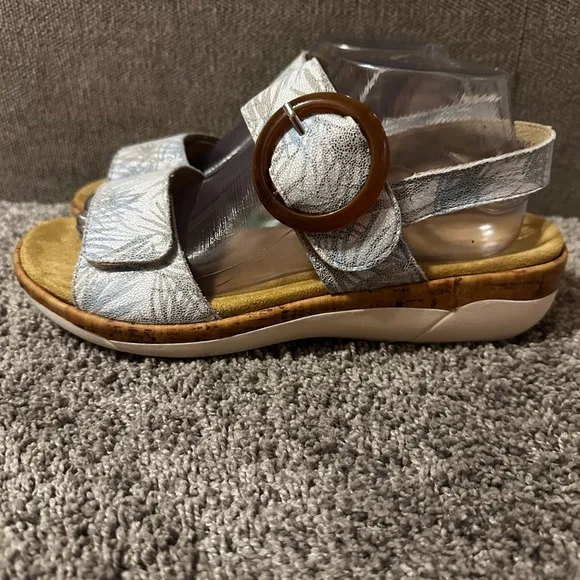 Remonte Soft Women’s Blue/Tan  Floral‎ Slingback Sandals Size 9.5