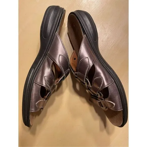 Revere Sandals
