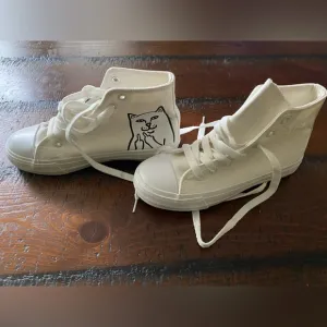 Ripndip white hightop converse style sneakers shoes unisex size 4 NWOT ~