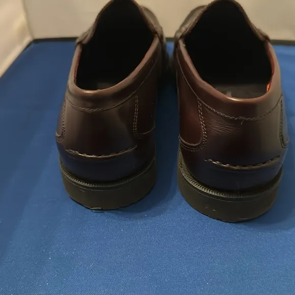 Rockport men’s Penny loafer shoes, new size 12 inbox