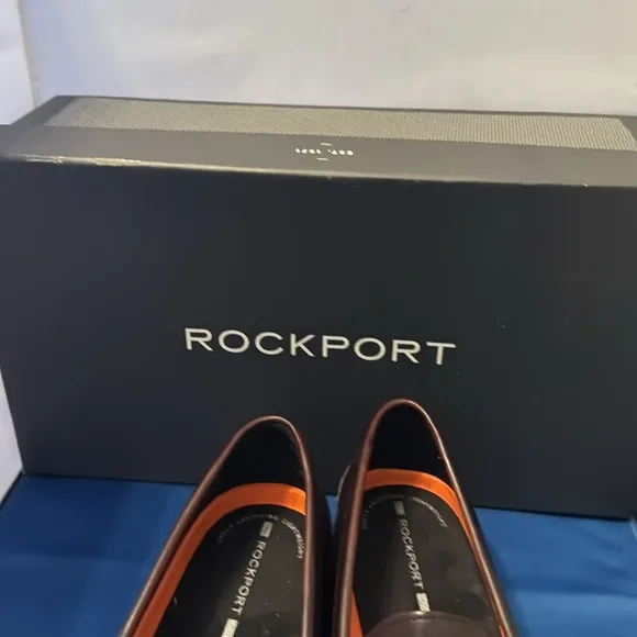 Rockport men’s Penny loafer shoes, new size 12 inbox