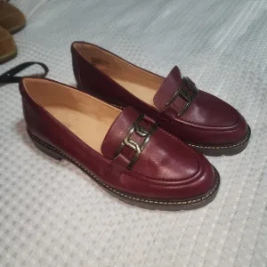 ROCKPORT NWOT WOMENS SZ 9 KACY LUG CHAIN LEATHER LOAFERS SHOES