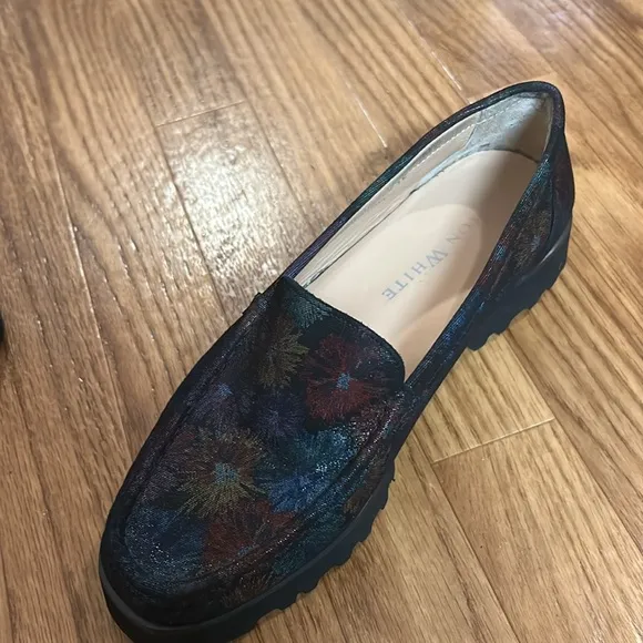Ron White Womens Floral  Leather Slip On Lugged Sole Loafers Shoes SZ 38.5