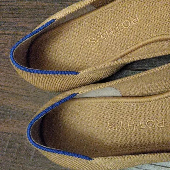 Rothy's &quot; The Point II&quot; Flats