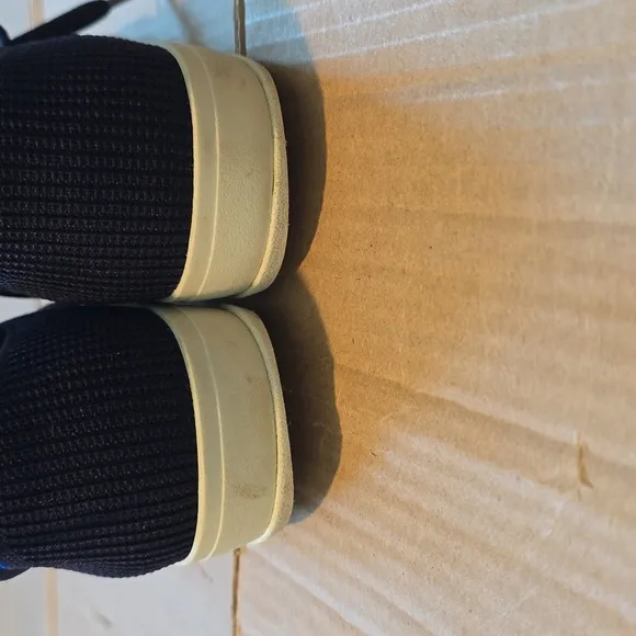 Rothy's Black and Green Sneakers