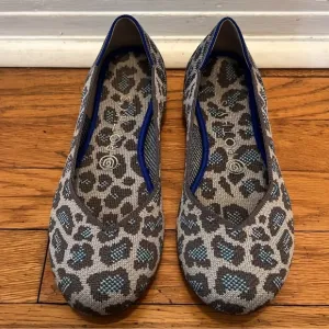 Rothy’s Retired Blue &amp; Grey Leopard Print Flats (RARE)