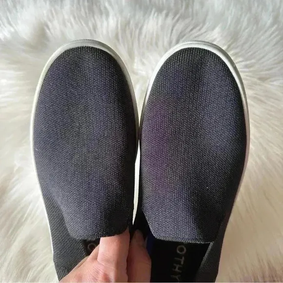 Rothy’s The Original Slip On Sneakers Shoes Sz 9 Black