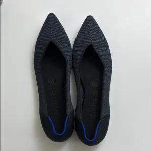 Rothy's The Point Black and Blue Knit Flats Size 7.5