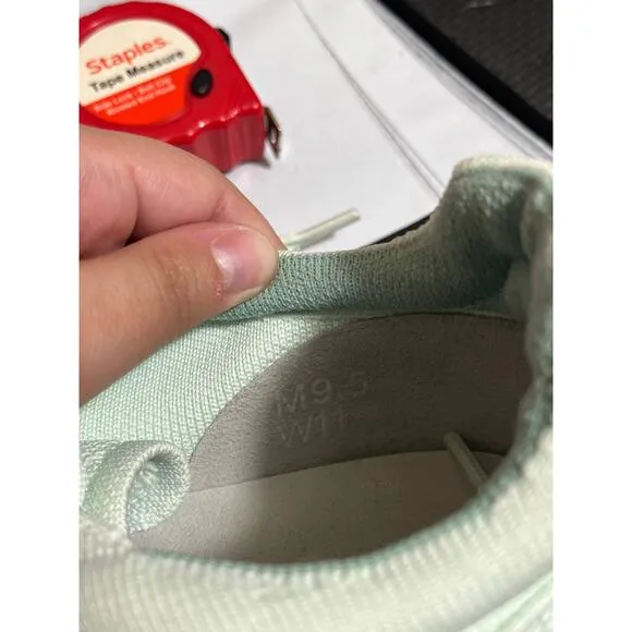 Rothy's The RS02 Sneaker Mint Green Knit Casual Lifestyle Lace Up Shoes Size 9.5