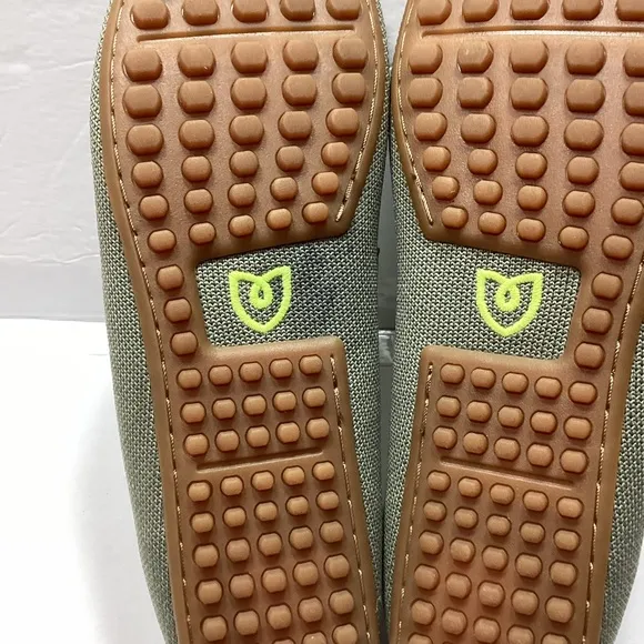 Rothy’s women’s martini olive green sage loafers