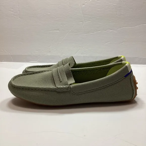 Rothy’s women’s martini olive green sage loafers