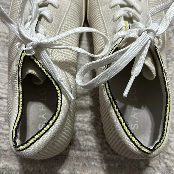 Rothy’s Women’s Sz‎ 9 Off White The Lace Up Sneakers