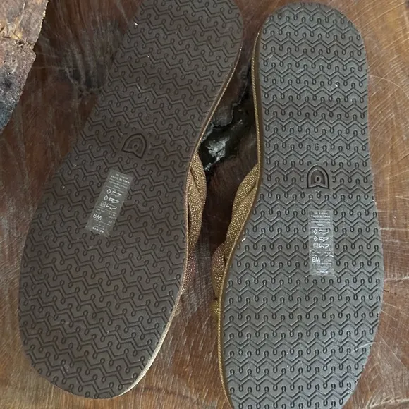 Rothy's Women's Tan Slide Summer Sandals