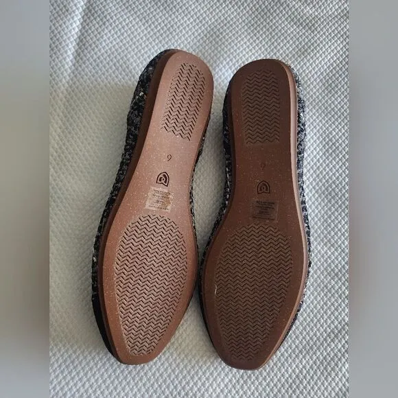 Rothy's Women's Black and White Flats