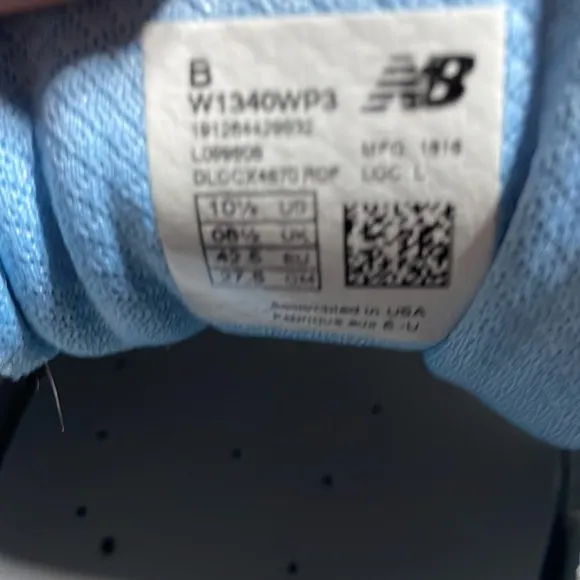 Running shoes new balance size 101/2