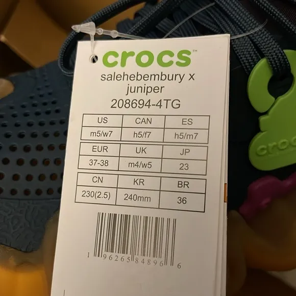 Salehe Bembry Crocs Juniper