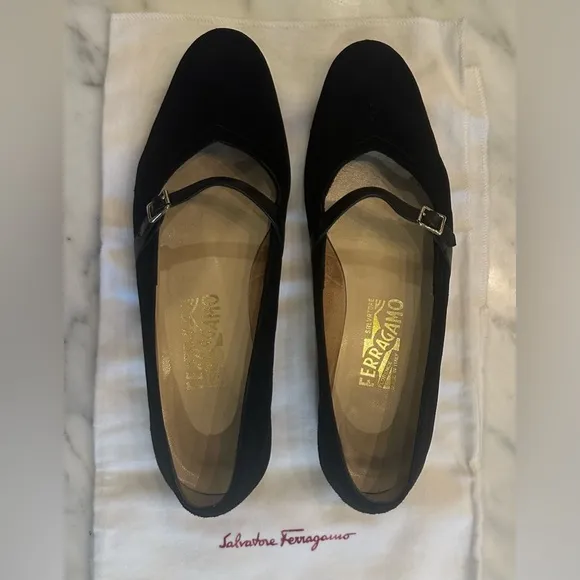SALVATORE FERRAGAMO Black Suede Women’s Shoes - SIZE 7.5