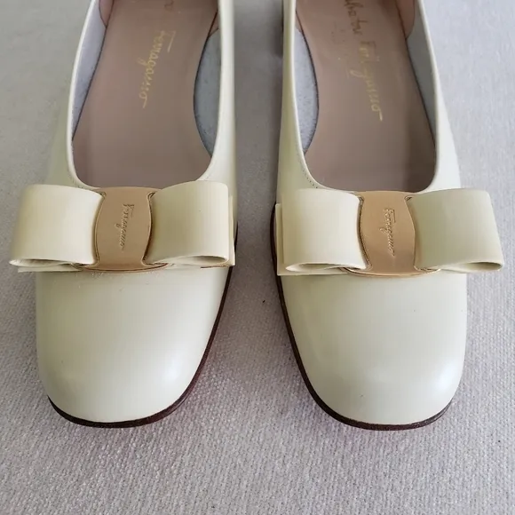 Salvatore Ferragamo Bone Calf Vera Gossamer Bow Gold Buckles