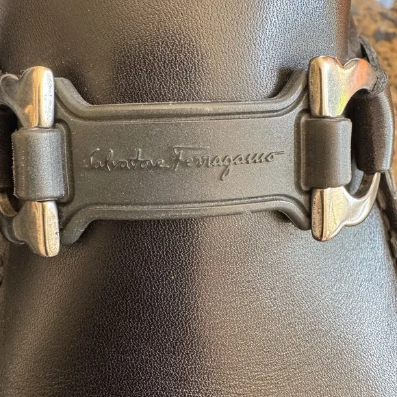 Salvatore Ferragamo Tasby Black Leather Loafers Driving shoes 7.5