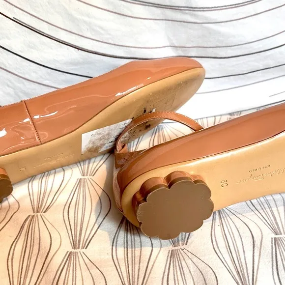 Salvatore Ferragamo Women's Nude Patent Leather Flats 8 C Avola New