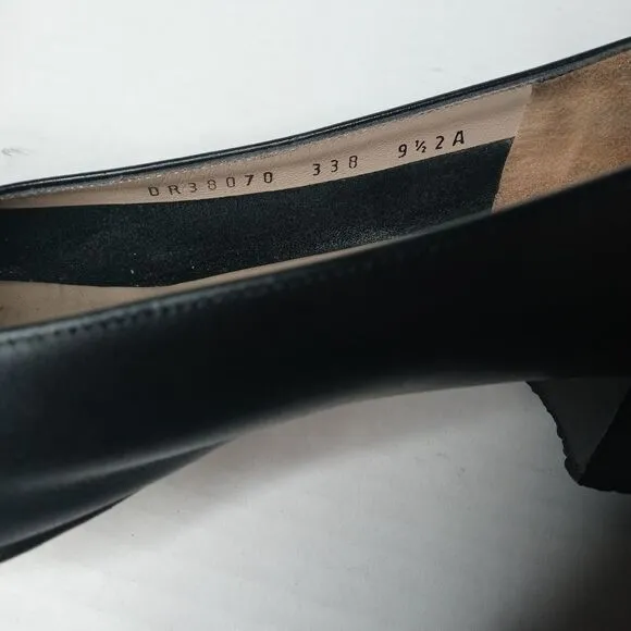 Salvatore Ferragamo black leather vara bow shoes