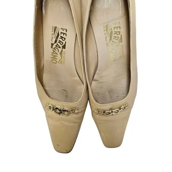 salvatore ferragamo leather pumps