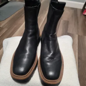 SAM EDELMAN #5 Black Leather Women 's Boots
