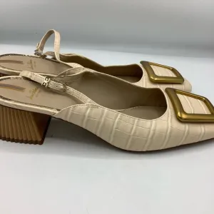 Sam Edelman Beige Croc-Embossed Slingback Heels