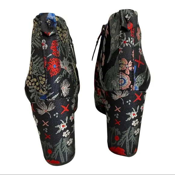 SAM EDELMAN CAMBELL FLORAL BROCADE BOOTIES Size 6