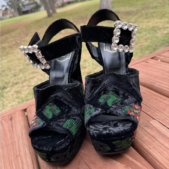 Sandal Cube Crystal, Roger Vivier Size 9.5