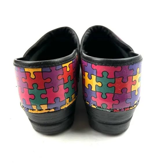 Sanita Clogs 39 Puzzle Autism Awareness Professional Slip On Shoes Womens