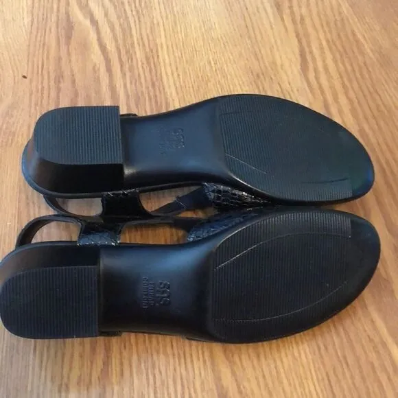 SaS suntimer black croc sandals sz 9.5.  Like new