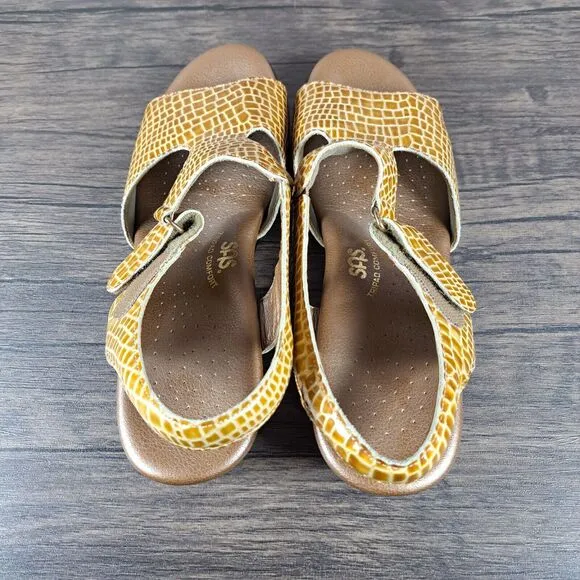 SAS Suntimer Crocodile Embossed Slingback Sandals Women's Sz 9.5 M Golden Croc