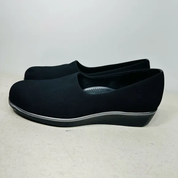 SAS Women's Bliss Slip-On Wedge Loafers Size 9M Black Support Comfortable Shoes