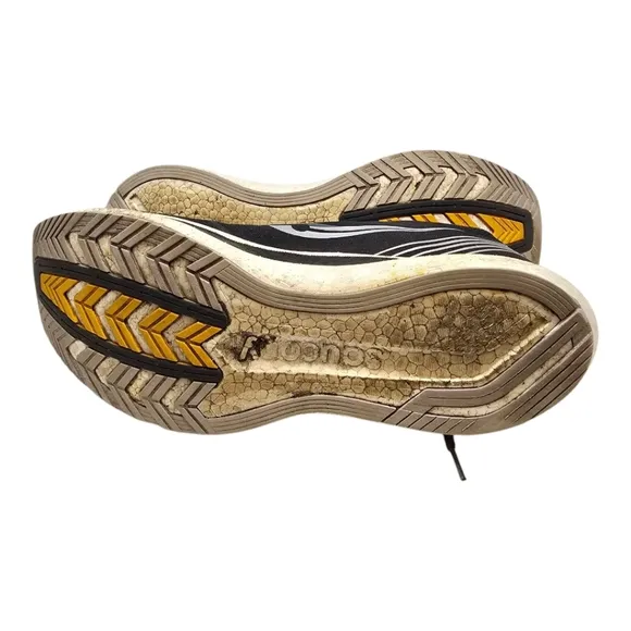 SAUCONY Endorphin Pro Black Running Shoes S20598-45 Mens Size 13 Pre-owned